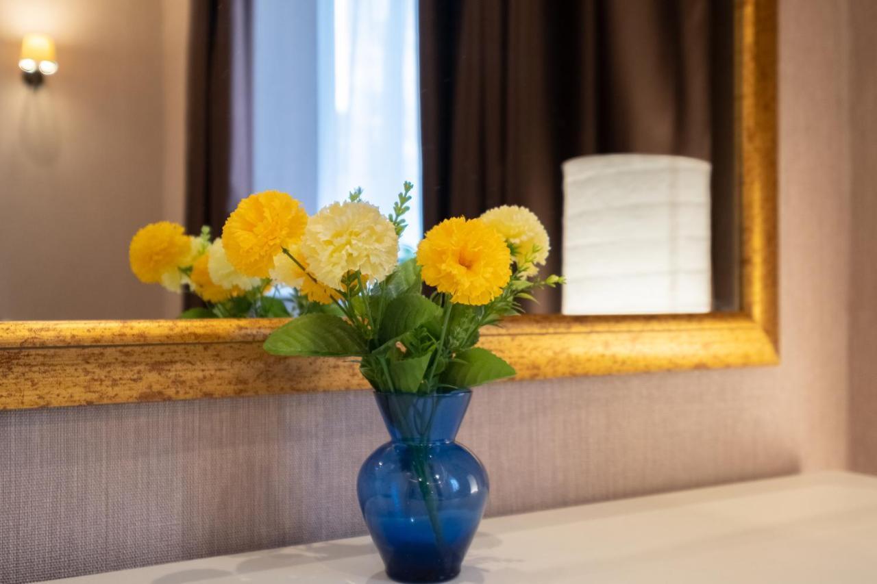 Feel Sofia - One Bedroom Apartment Next To Russian Square Bagian luar foto