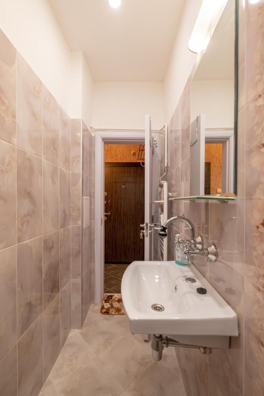Feel Sofia - One Bedroom Apartment Next To Russian Square Bagian luar foto