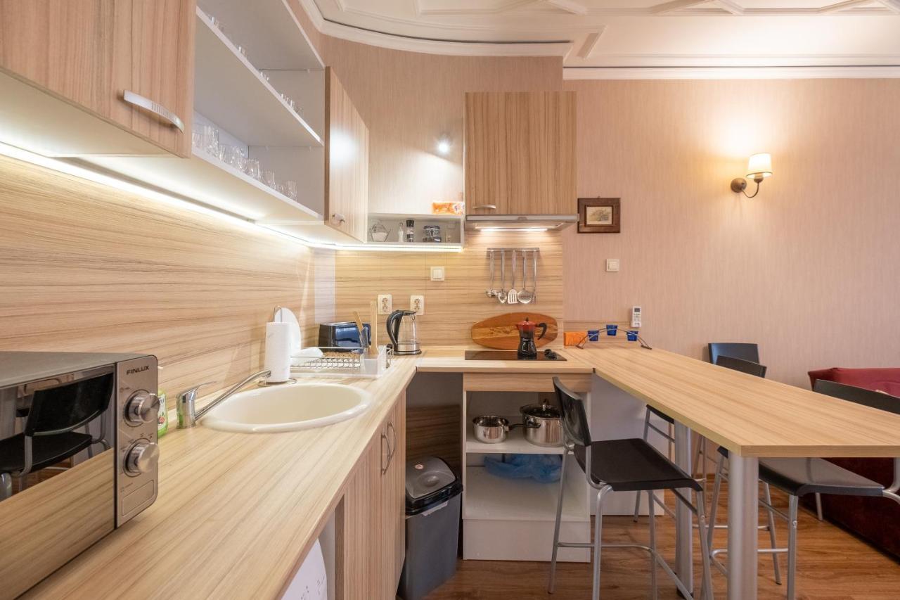 Feel Sofia - One Bedroom Apartment Next To Russian Square Bagian luar foto