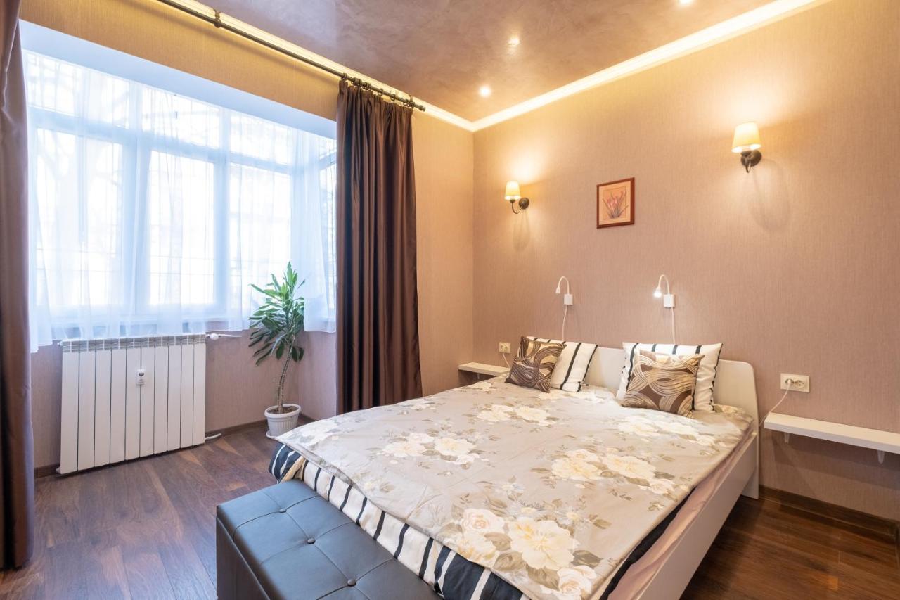 Feel Sofia - One Bedroom Apartment Next To Russian Square Bagian luar foto